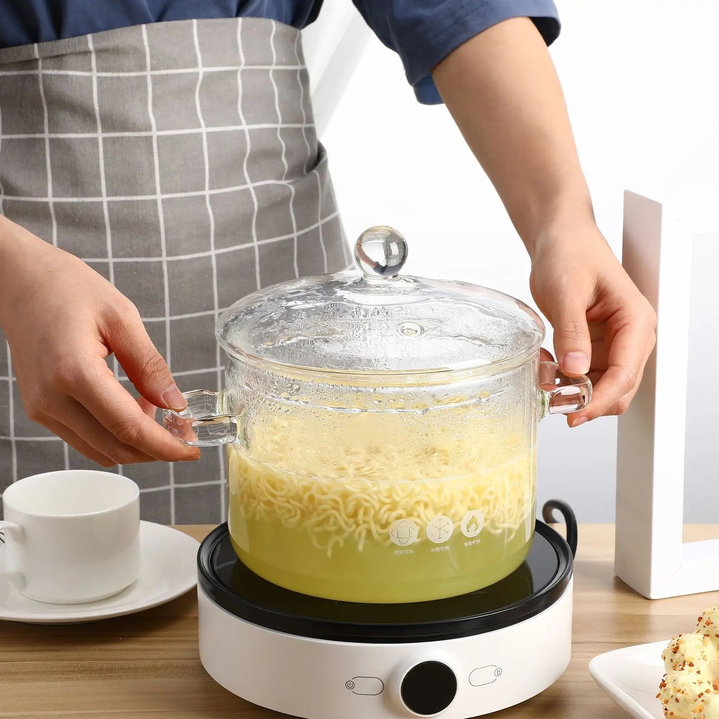 High Borosilicate Glass Saucepan with Lid