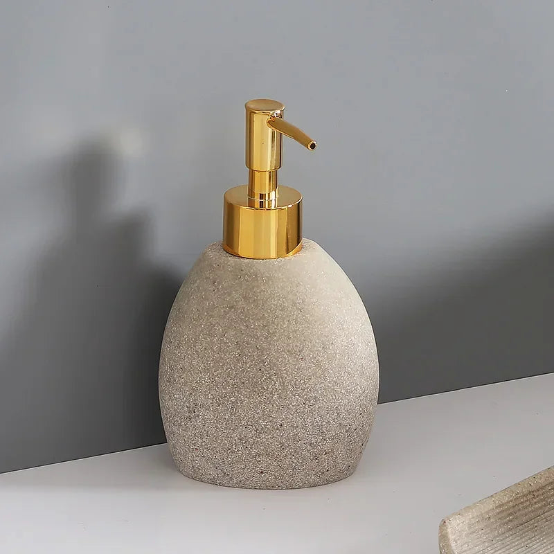Eco-Friendly Brown Resin Bathroom Supplies Set